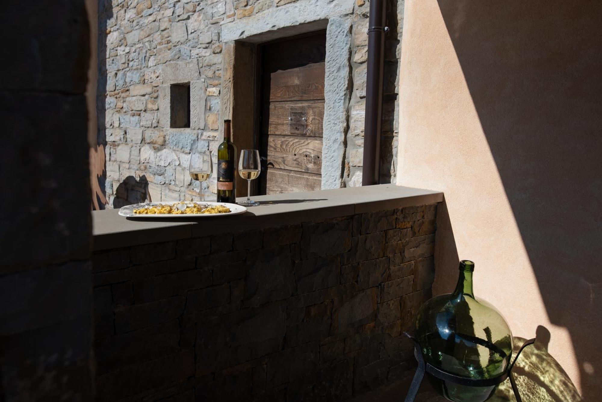 Truffle House Karlic Apartamento Buzet Exterior foto