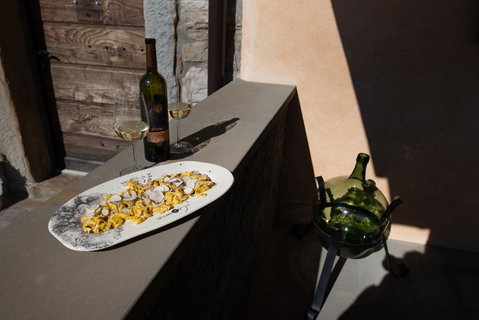 Truffle House Karlic Apartamento Buzet Exterior foto