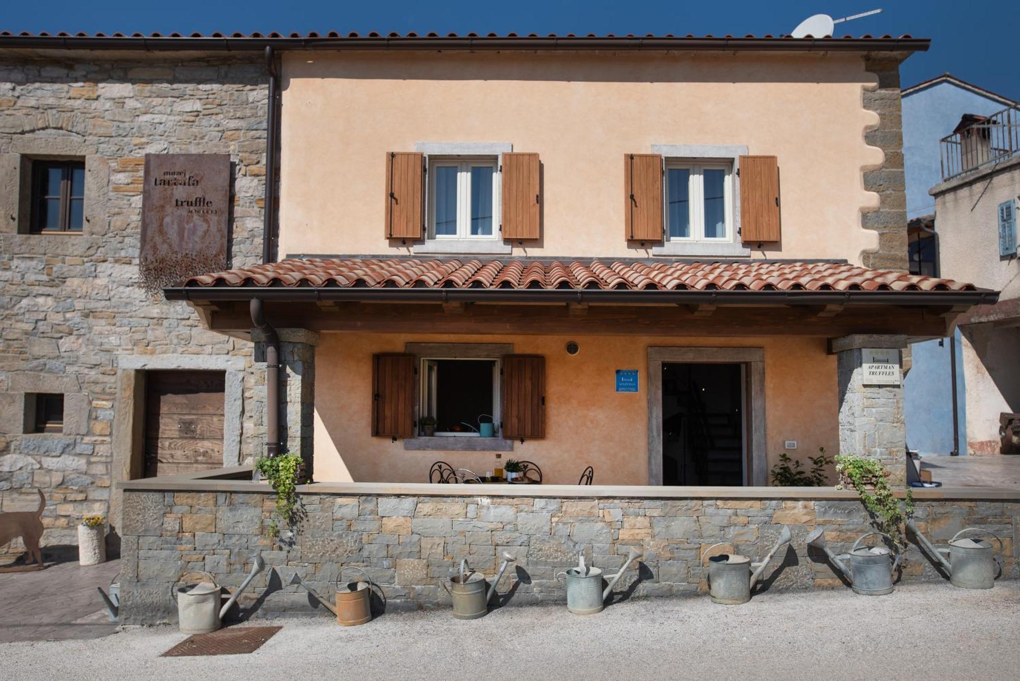 Truffle House Karlic Apartamento Buzet Exterior foto